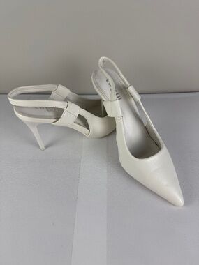 Classic Pointed-Toe Slingback Heels in White